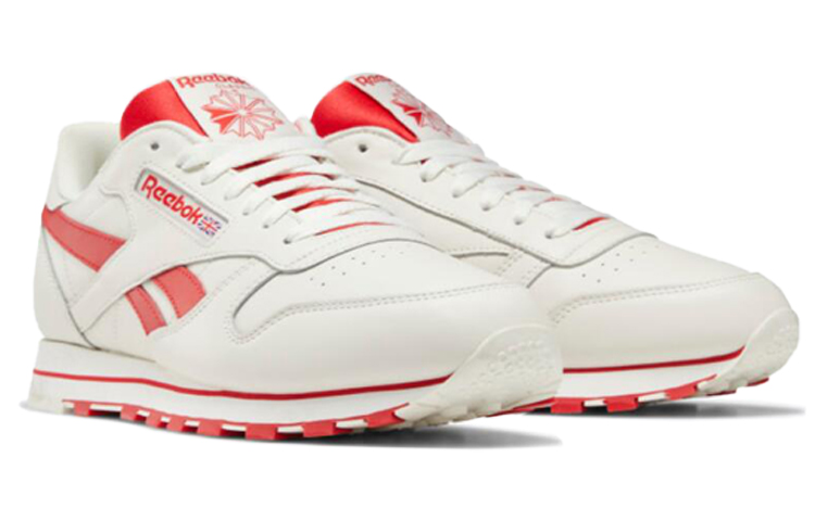 Lookbook Reebok Classic Leather MU 'Chalk Primal Red' Zapatillas Retro Hombre Mujer DV8740