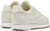 Lookbook Reebok Classic Leather Sepatu Kasual Olahraga 'Cream y' DV7171