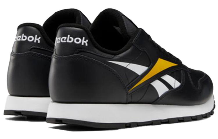 Shop 리복 클래식 레더 벡터 블랙 (Reebok keullaesik redeo bekteo beullaek) EF8835