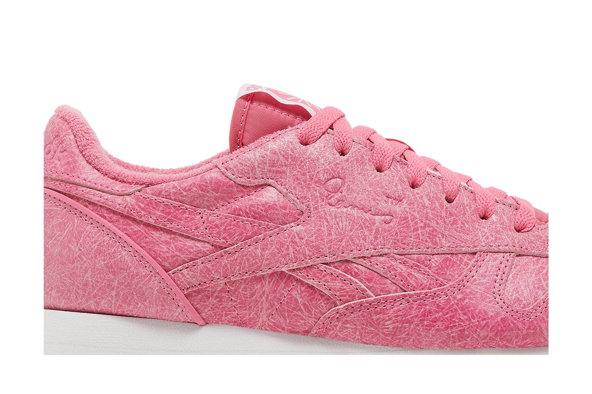 Order 锐步经典皮革 x Eames Office '玻璃纤维系列 - 太空粉' FZ5860