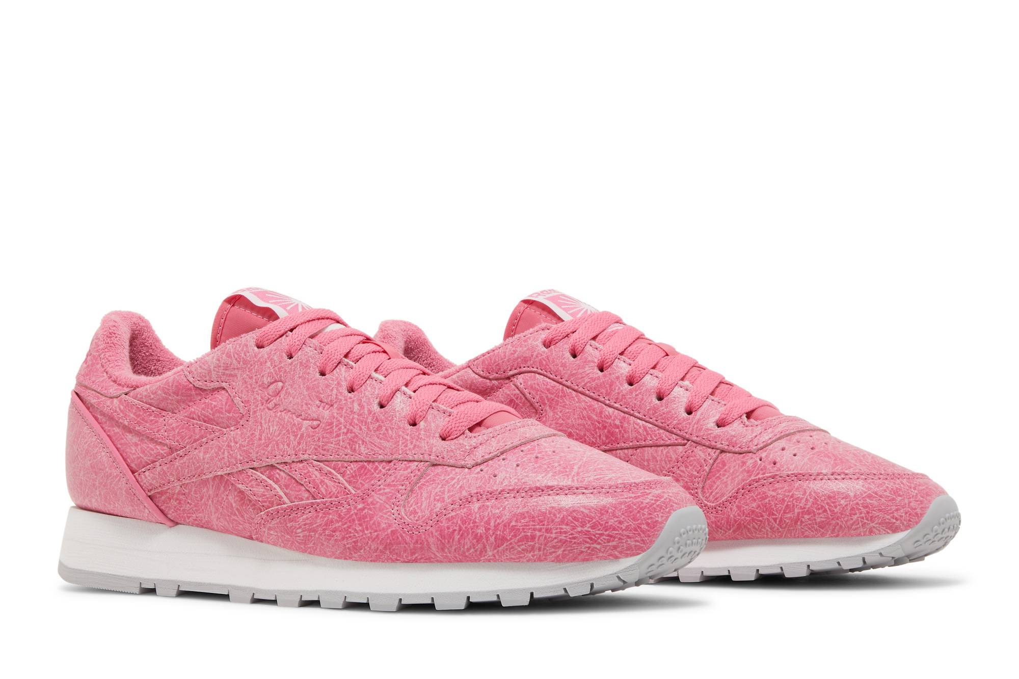 Cheap 锐步经典皮革 x Eames Office '玻璃纤维系列 - 太空粉' FZ5860