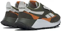 Shop Reebok 經典傳承 棕綠 跑步鞋