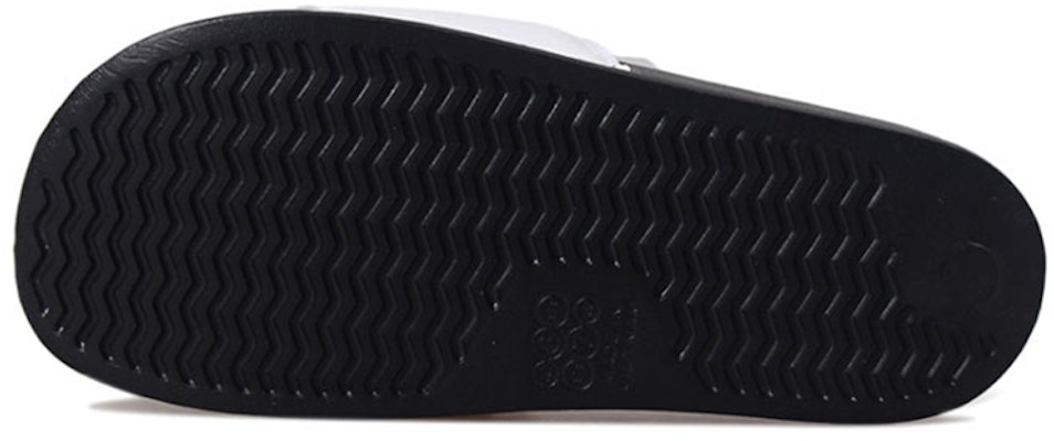 리복 클래식 러브 블랙 화이트 슬리퍼 EF8146 Purchase 리복 클래식 러브 블랙 화이트 슬리퍼 EF8146