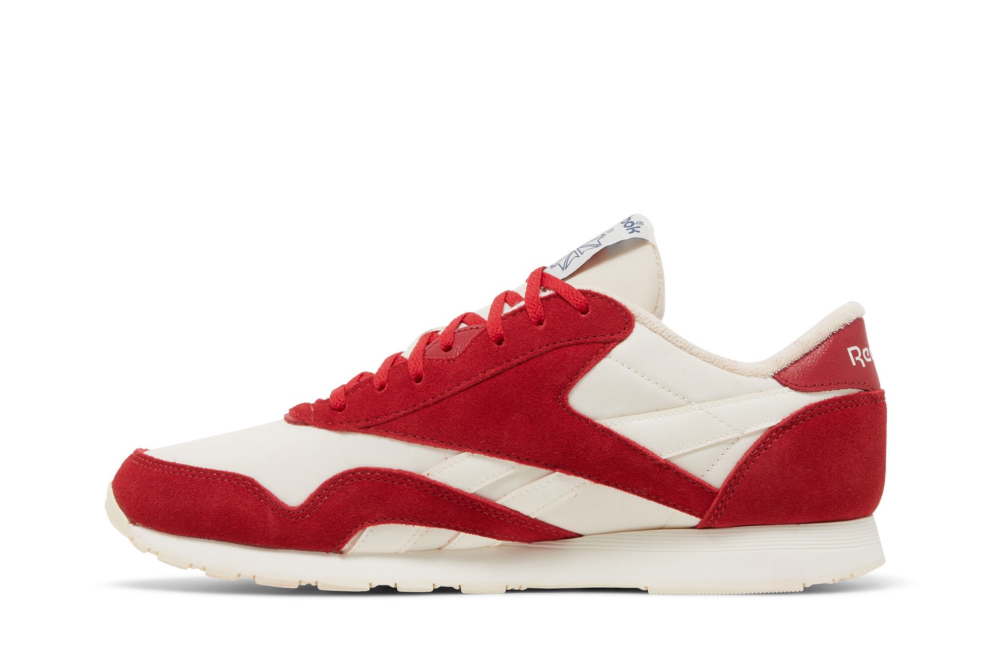 Shop Reebok 經典尼龍 '亮紅粉筆白' GY9766
