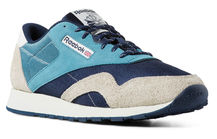 Lookbook リーボック クラシックナイロン ネイビー CN7196