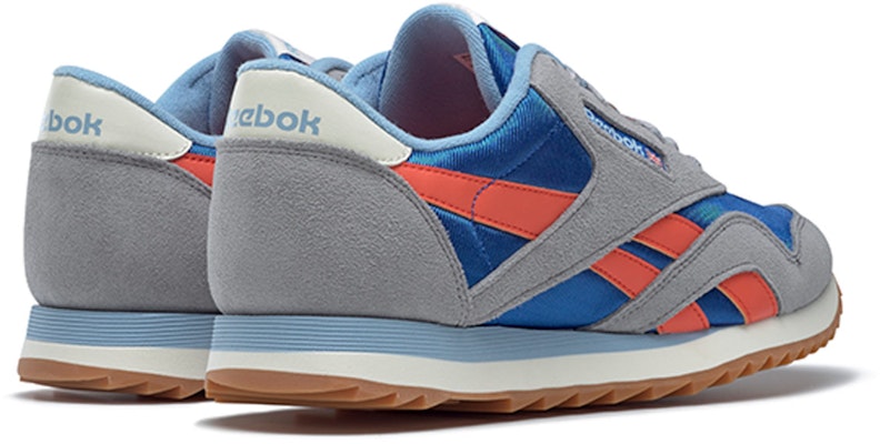 Reebok 經典尼龍波紋灰藍色跑步鞋 Shop Reebok 經典尼龍波紋灰藍色跑步鞋