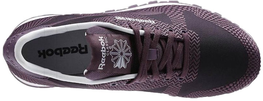 Reebok Klasik Pelari 'Summer Brights Ungu' V68721 Shop Reebok Klasik Pelari 'Summer Brights Ungu' V68721