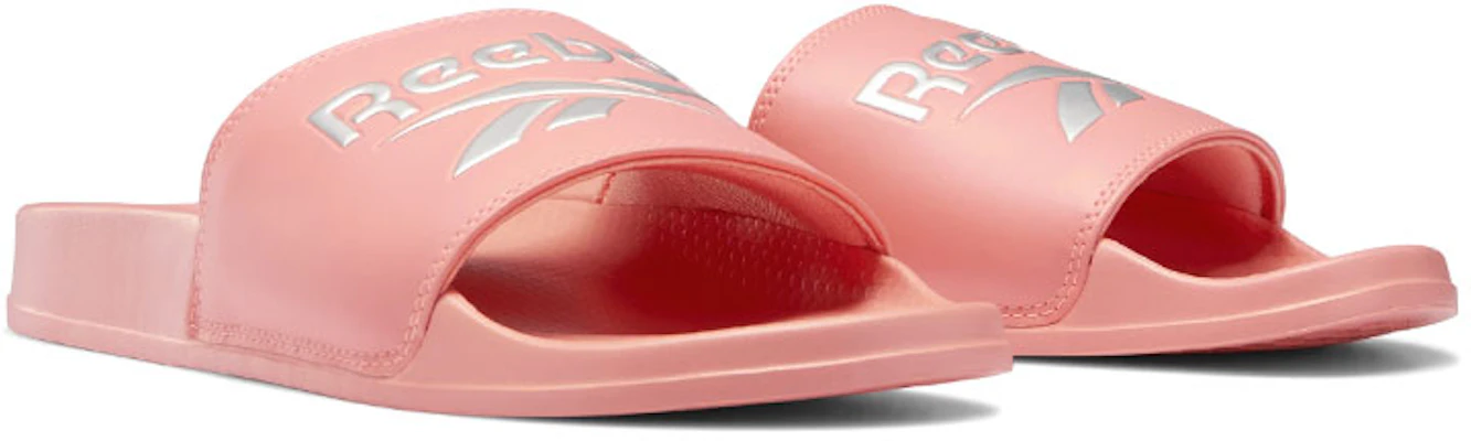 Reebok Classic Slide ''Twisted Coral'' Sandale FZ3169 Lookbook Reebok Classic Slide ''Twisted Coral'' Sandale FZ3169