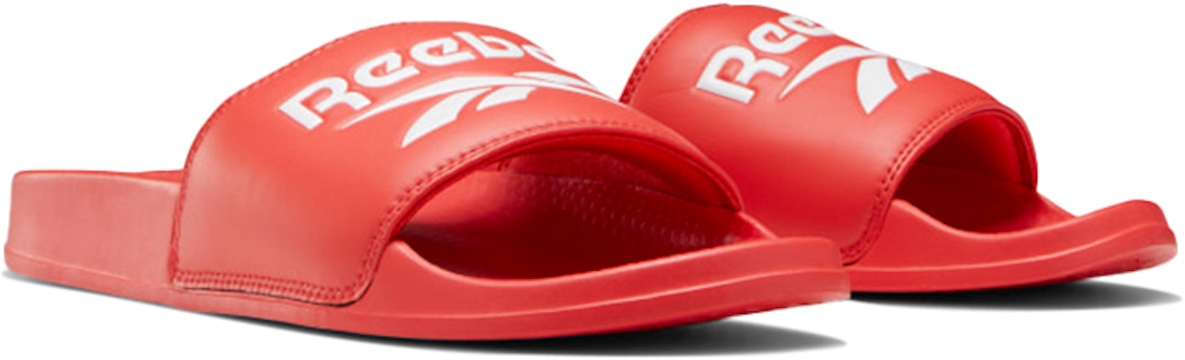 Reebok Classic Selipar Merah EH0413 Lookbook Reebok Classic Selipar Merah EH0413