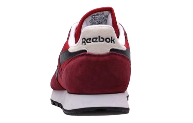 Shop Reebok Classic Sport Low 'Rojo Dinámico' M43492