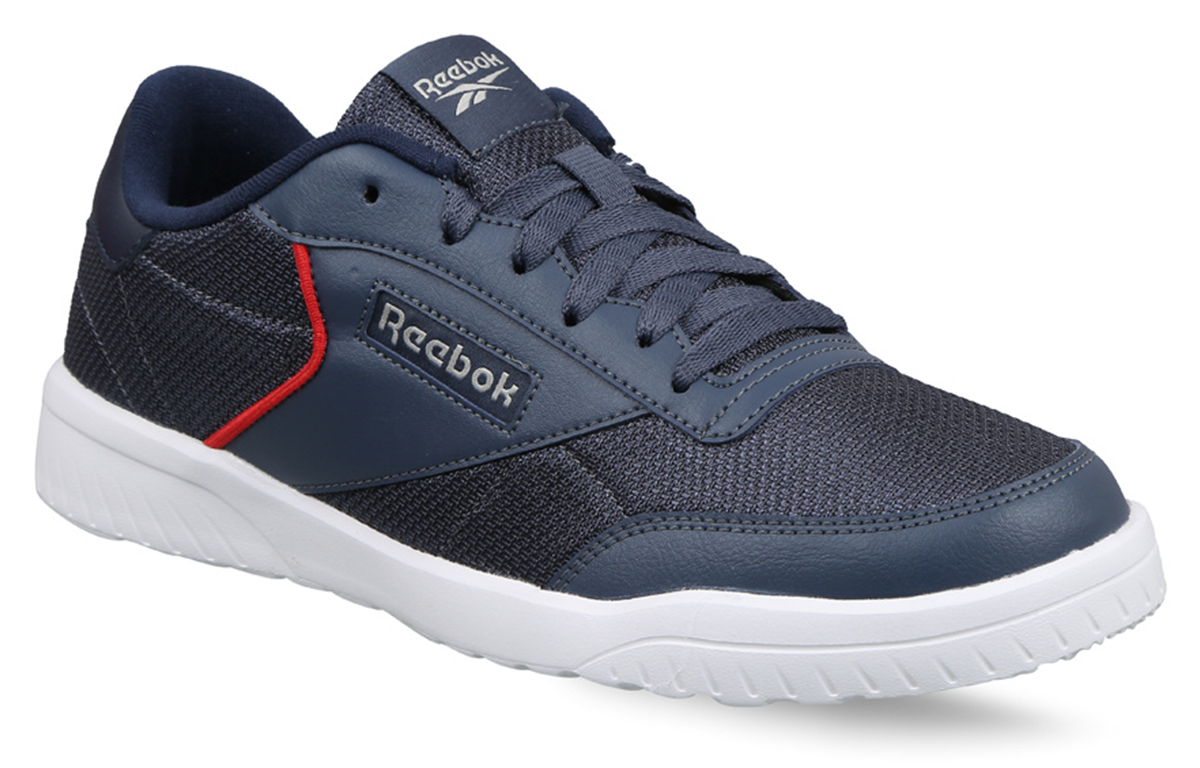 Lookbook Reebok Classics Club C ''Blau Schwarz'' EX4390