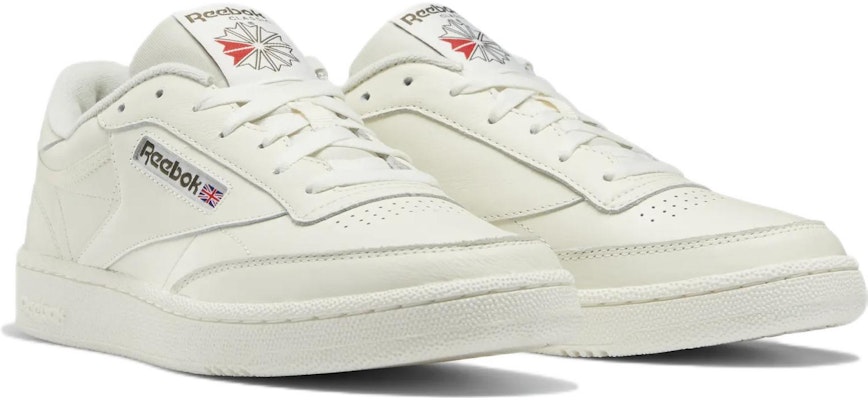 Reebok Club C 85 舒適 耐磨 低幫 板鞋 男款 米色 Lookbook Reebok Club C 85 舒適 耐磨 低幫 板鞋 男款 米色