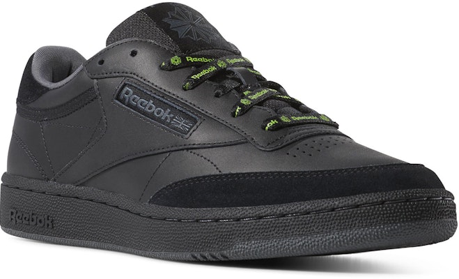 Reebok Club C 85 'Negro'. CN6902 Lookbook Reebok Club C 85 'Negro'. CN6902
