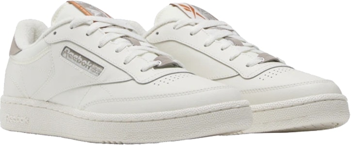 リーボック Club C 85 チョークアッシュ 100074162 Lookbook リーボック Club C 85 チョークアッシュ 100074162