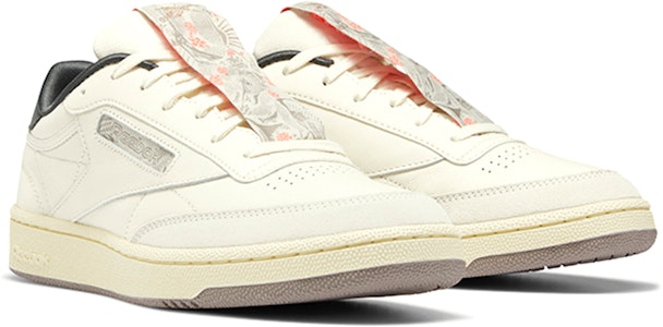 Reebok Club C 85 'Tahun Baru Imlek - Matahari dan Bulan' FY7510 Lookbook Reebok Club C 85 'Tahun Baru Imlek - Matahari dan Bulan' FY7510