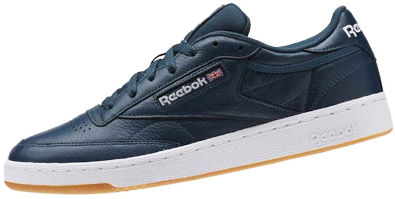 Reebok Club C 85 'Nyaman Serbaguna Kasual Biru' CN5778 Lookbook Reebok Club C 85 'Nyaman Serbaguna Kasual Biru' CN5778