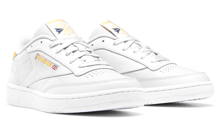 Lookbook 锐步Club C 85“灰黄” GX7558