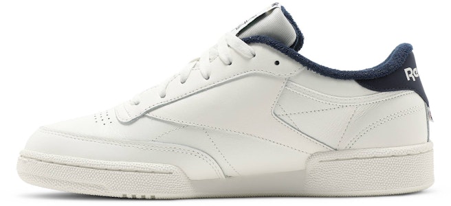 リーボック クラブC 85 OGクレスト チョーク/ネイビー H05809 Lookbook リーボック クラブC 85 OGクレスト チョーク/ネイビー H05809