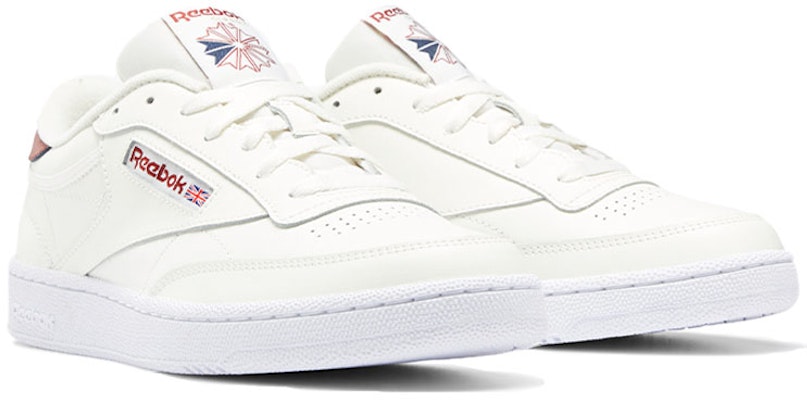 Reebok Club C 85 'Blanco Rojo' GX7557 Lookbook Reebok Club C 85 'Blanco Rojo' GX7557