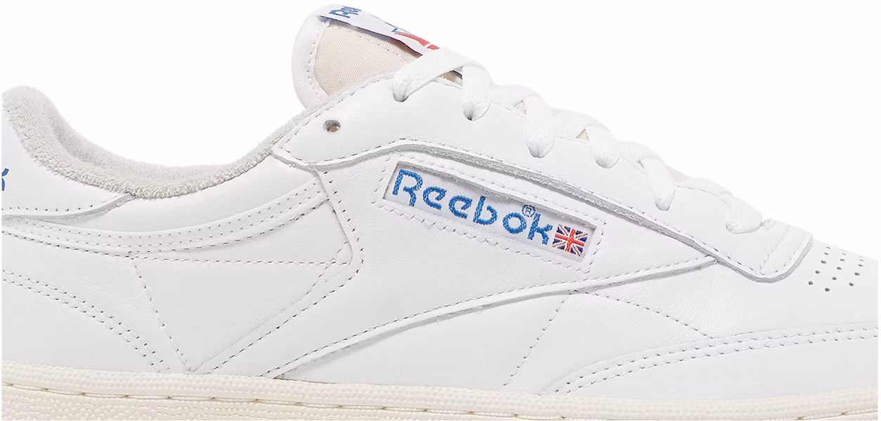 Reebok Club C 85 'Putih Vector Biru' GX4467 Lookbook Reebok Club C 85 'Putih Vector Biru' GX4467