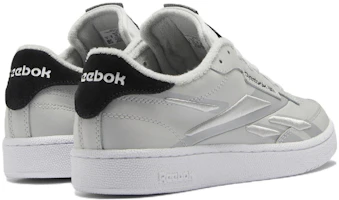 Shop Reebok Club C 85 時尚休閒板鞋 男女款 灰白