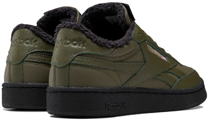 Reebok Club C 85 Revenge 'Hijau Tentera' FU7821 Shop Reebok Club C 85 Revenge 'Hijau Tentera' FU7821