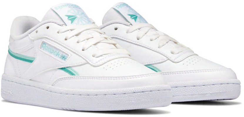 리복 클럽 C 85 비건 (화이트) GW0931 Lookbook 리복 클럽 C 85 비건 (화이트) GW0931