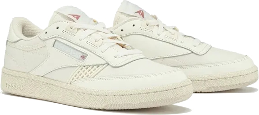 锐步经典C 85复古'粉笔白' 100032996 Lookbook 锐步经典C 85复古'粉笔白' 100032996