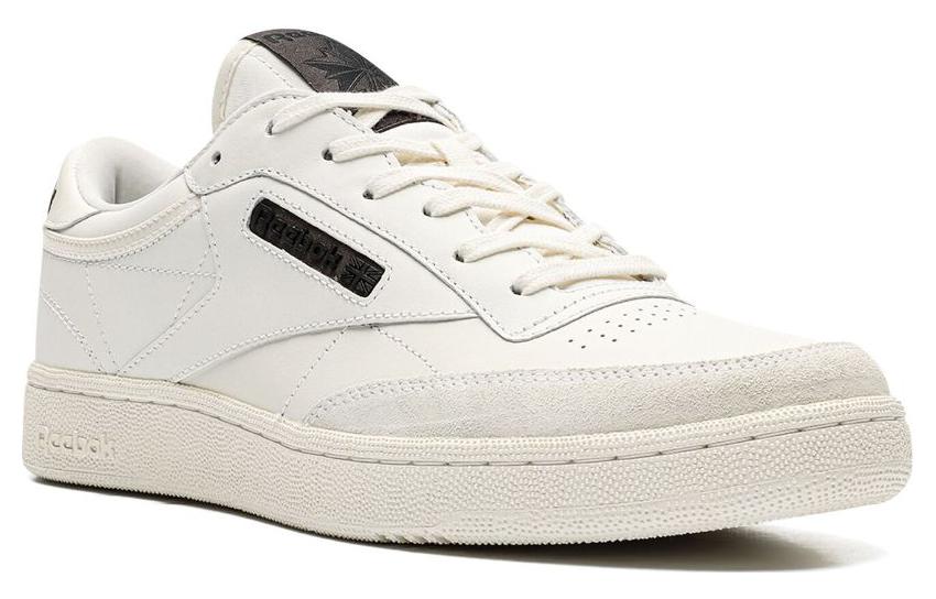 Lookbook 锐步Club C '舒适耐用透气低帮鞋' RMIA011C99LEA0010101