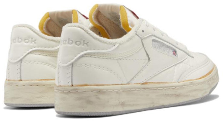 Reebok Club C 時尚休閒 低筒 滑板鞋 男女同款 米棕色 Shop Reebok Club C 時尚休閒 低筒 滑板鞋 男女同款 米棕色