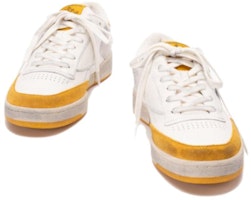 Reebok Club C 'Putih Oren Distressed' RMIA011C99LEA005-0122 Lookbook Reebok Club C 'Putih Oren Distressed' RMIA011C99LEA005-0122