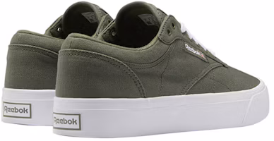 Shop Reebok Club C Coast 耐磨輕便 低筒休閒板鞋 綠色