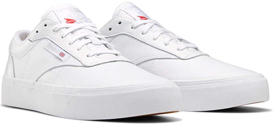 Reebok Club C Coast Kasut Skateboard Putih G57847 Lookbook Reebok Club C Coast Kasut Skateboard Putih G57847