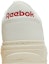 Sizing (W) Reebok Club C Double Geo 'Chalk Alabaster' Dalam Warna Kapur Alabaster. GX8765