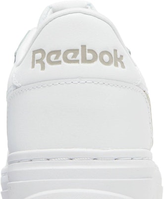 (W) Reebok Club C Double Geo 'White Moonstone' Putih GX8766 Sizing (W) Reebok Club C Double Geo 'White Moonstone' Putih GX8766
