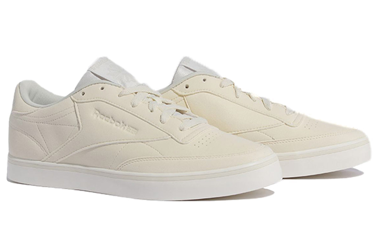 Lookbook Reebok Club C FVS Chaussures de Skate Beiges GX5069
