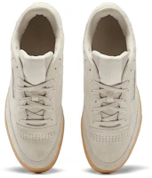 Shop Reebok Club C FVS 防滑耐磨舒適輕便 低筒休閒板鞋 男女同款 杏色