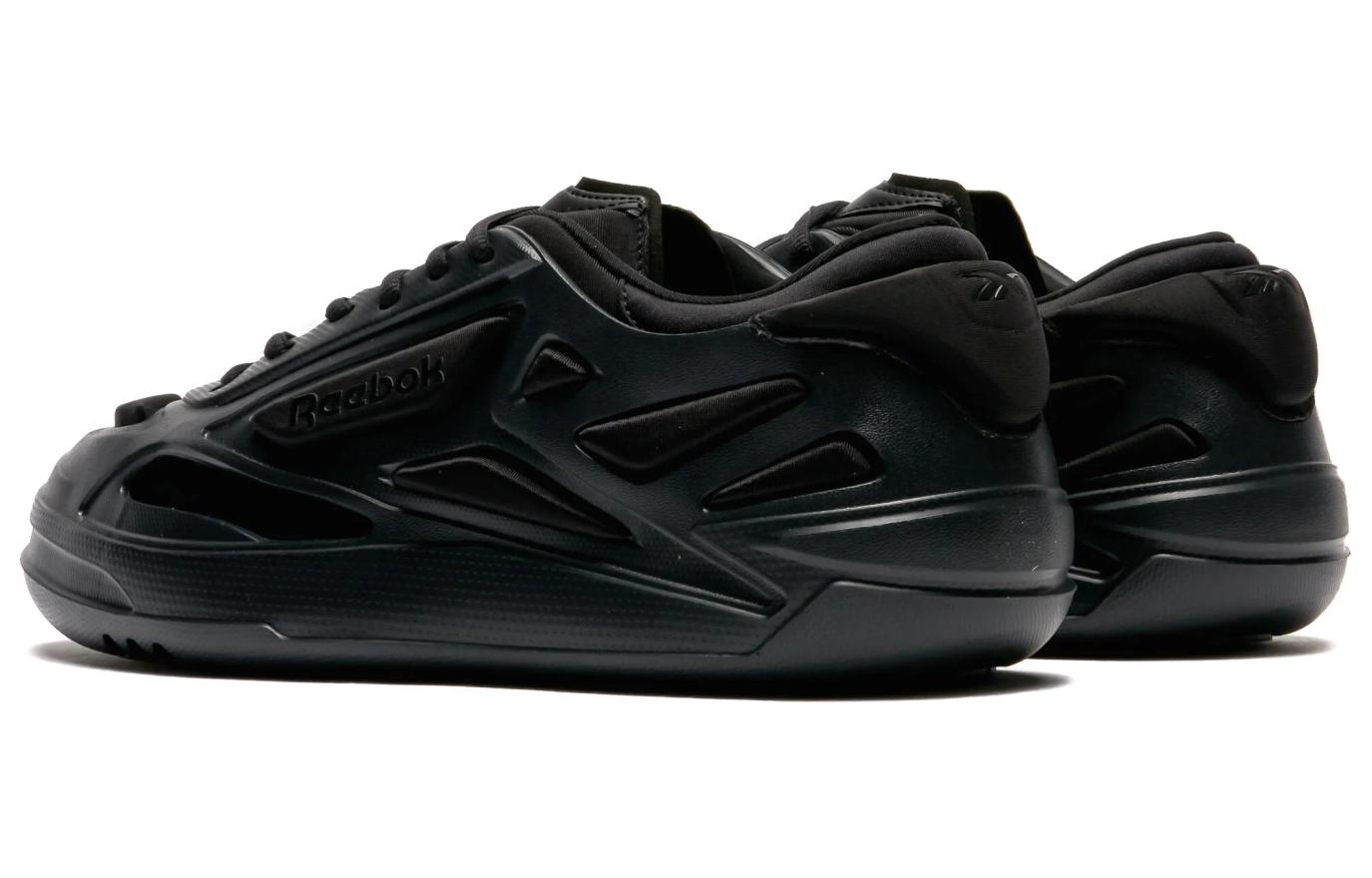 Shop Reebok Club C FWD 'Sepatu Hitam Rendah' RMIA037C99MAT0011000