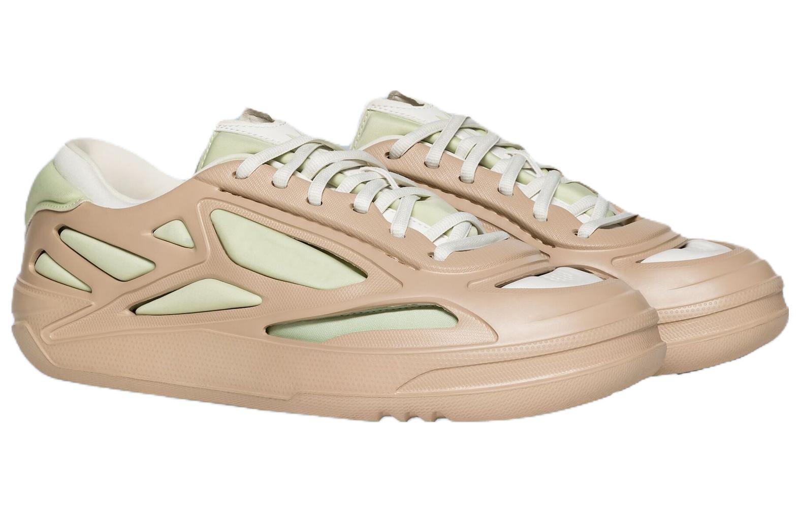 Lookbook Reebok Club C FWD 'Doeskin Gleam' Zapatillas RMIA037C99MAT001-6154