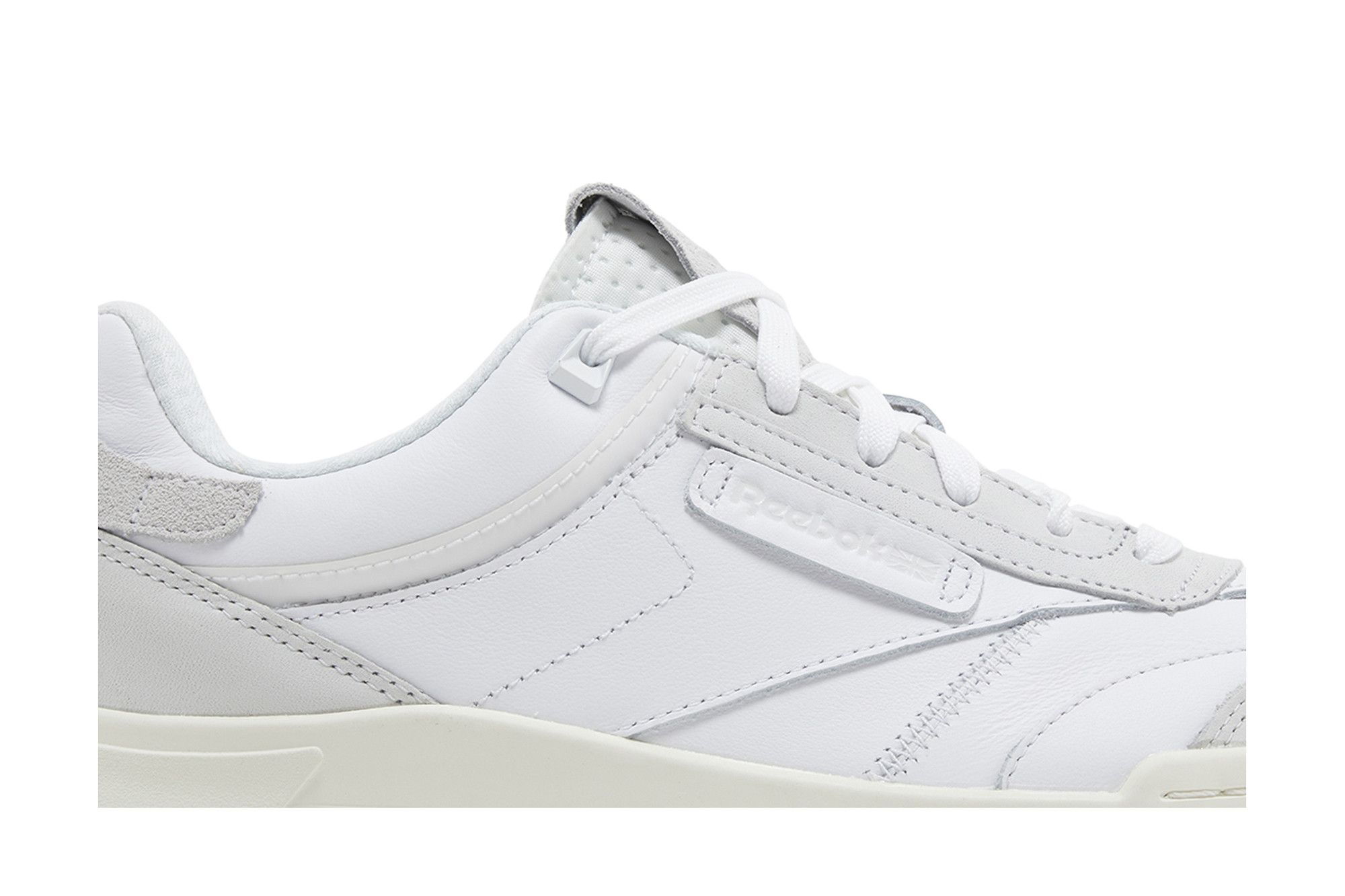 Order Reebok Club C Legacy ''Blanc'' G55895