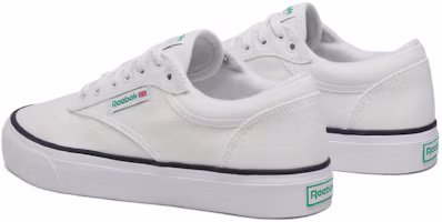Purchase Reebok Club C 經典標誌設計 低筒 帆布鞋 男女款 白色