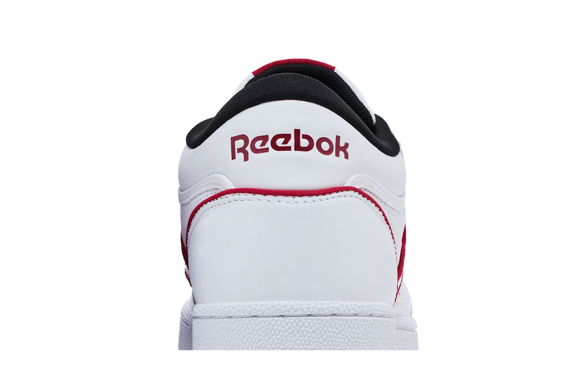 Sizing Reebok Club C Mid 2 ''Blanc Flash Rouge'' GZ5718