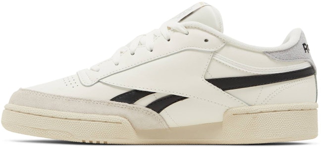 Reebok Club C Revenge 'Chalk Black' dalam warna Kapur Hitam. GY9646 Lookbook Reebok Club C Revenge 'Chalk Black' dalam warna Kapur Hitam. GY9646