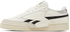 Lookbook Reebok Club C Revenge 'Chalk Black' dalam warna Kapur Hitam. GY9646