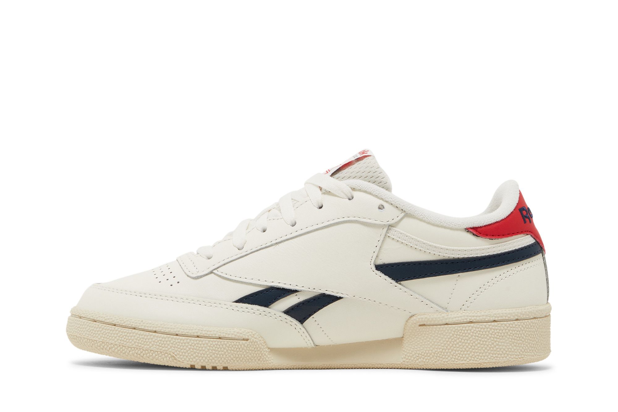 Lookbook Reebok Club C Revenge 'Kapur Biru Merah' GZ5164
