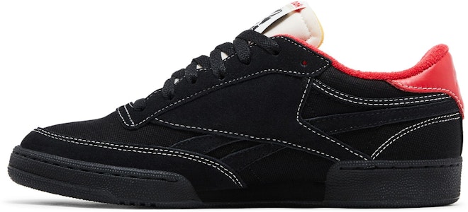 リーボック Club C 復刻 「人権NOW!」ブラック HQ4144 Lookbook リーボック Club C 復刻 「人権NOW!」ブラック HQ4144