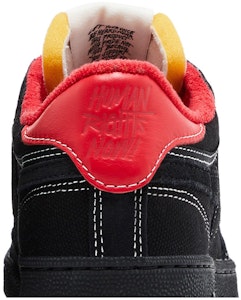 リーボック Club C 復刻 「人権NOW!」ブラック HQ4144 Sizing リーボック Club C 復刻 「人権NOW!」ブラック HQ4144