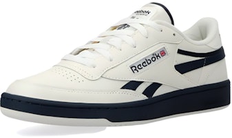 Reebok Club C Revenge 減震耐磨 低筒 板鞋 男女款 白黑 Lookbook Reebok Club C Revenge 減震耐磨 低筒 板鞋 男女款 白黑