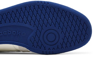 Reebok Club C Revenge Vintage 'Chalk Collegiate Royal' Skor Pria Wanita FW4863 Purchase Reebok Club C Revenge Vintage 'Chalk Collegiate Royal' Skor Pria Wanita FW4863