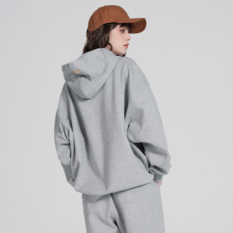 Details for Reebok 新年刺繡標誌連帽針織衫 男女款 灰色 24SRC309UGG3